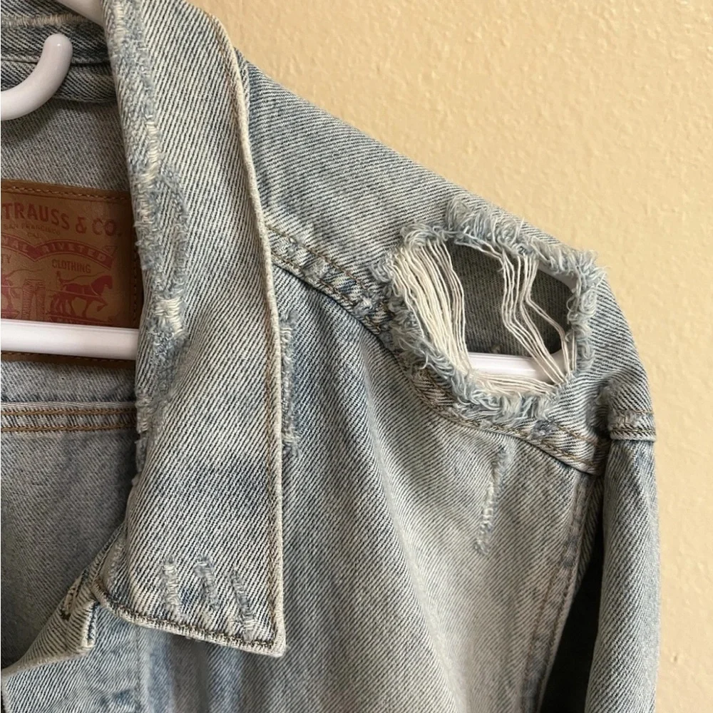 Levi’s Men’s Trucker Jacket XXL Distressed Denim Soft Broken-In Feel 25x29 - Picture 5 of 16